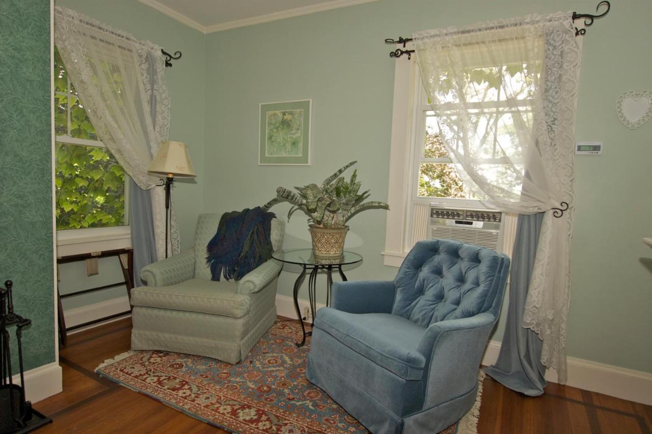 פיצ'בורג Howarth House Bed And Breakfast מראה חיצוני תמונה